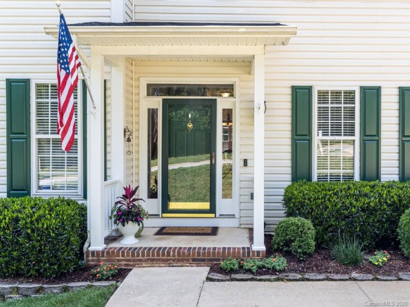 Property image 4 at 702 Tulip Tree Court, Fletcher, NC 28732