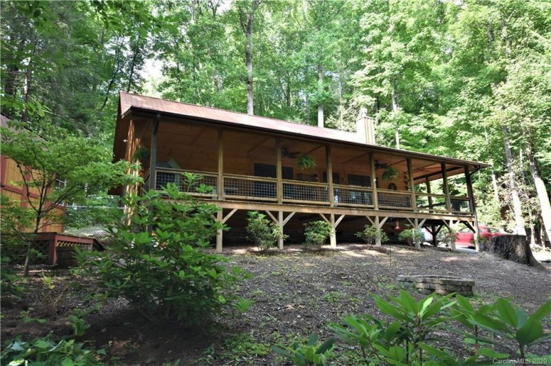 Property image 2 at 379 Reuben Branch Branch, Maggie Valley, NC 28751