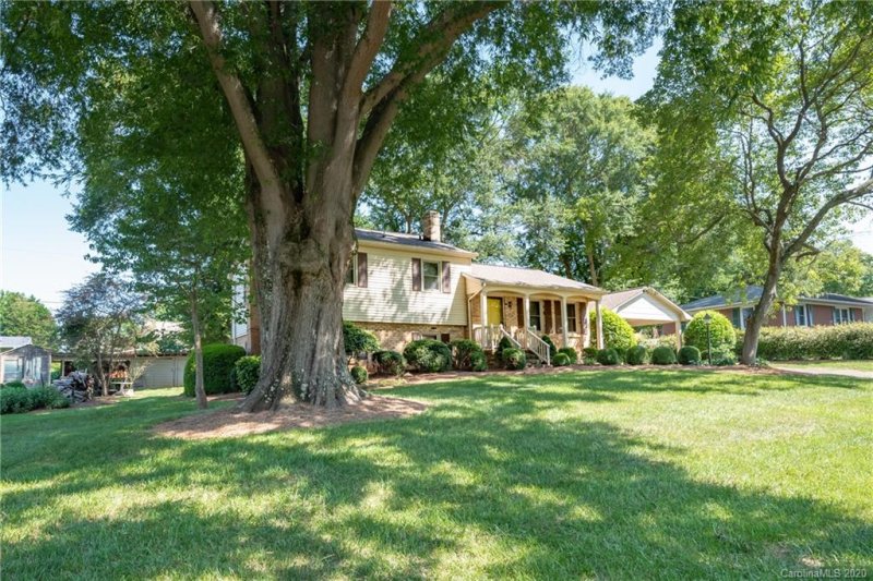 Property image 2 at 208 Rock Creek Drive, Lincolnton, NC 28092