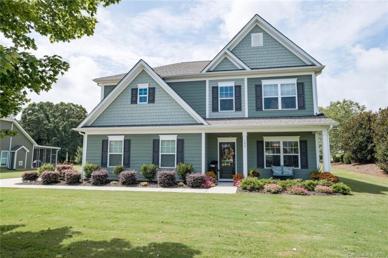 Property image 2 at 104 Autumn Mist Road, Statesville, NC 28677