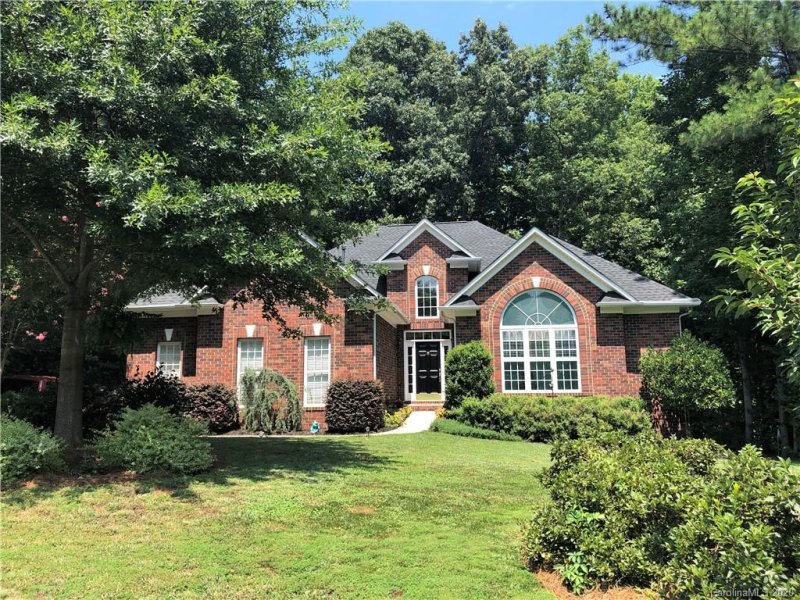 5480 S Oakmont Street