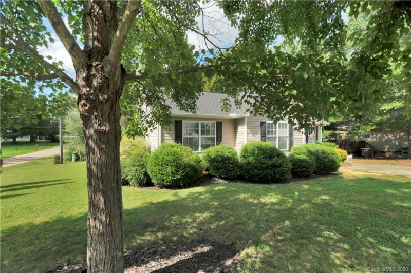 Property image 3 at 1601 Barbara Ann Circle, Kannapolis, NC 28083