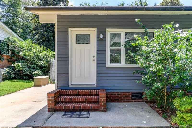 Property image 2 at 1320 Forest Park Drive, Statesville, NC 28677