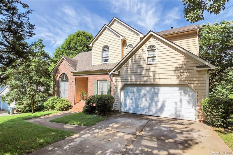 Property image 5 at 9307 Fairmead Drive, Charlotte, NC 28269