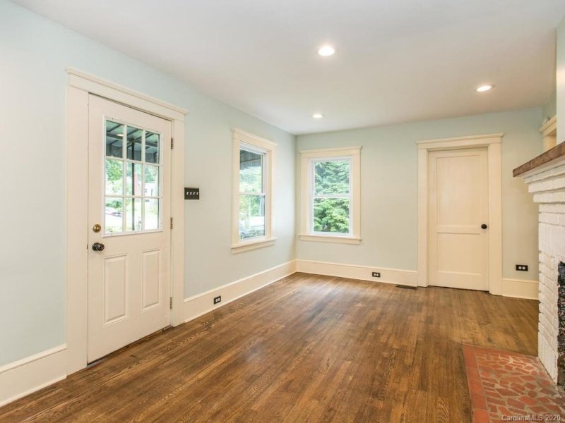 Property image 5 at 115 Morningside Drive, Asheville, NC 28806