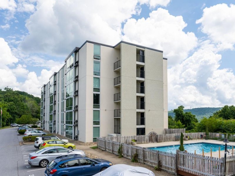 Property image 3 at 647 Town Mountain Road, Asheville, NC 28804