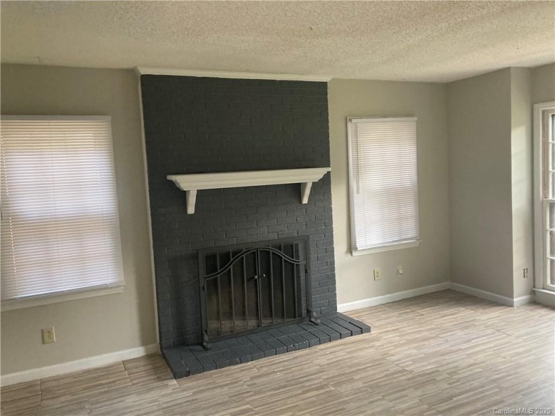 Property image 5 at 1018 Eldorado Avenue, Charlotte, NC 28262