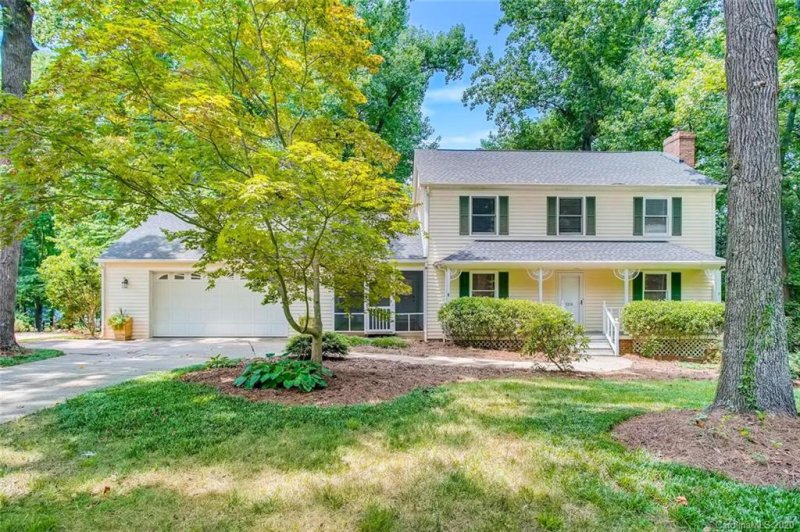 Property image 2 at 1216 Honeybee Trail, Fort Mill, SC 29715