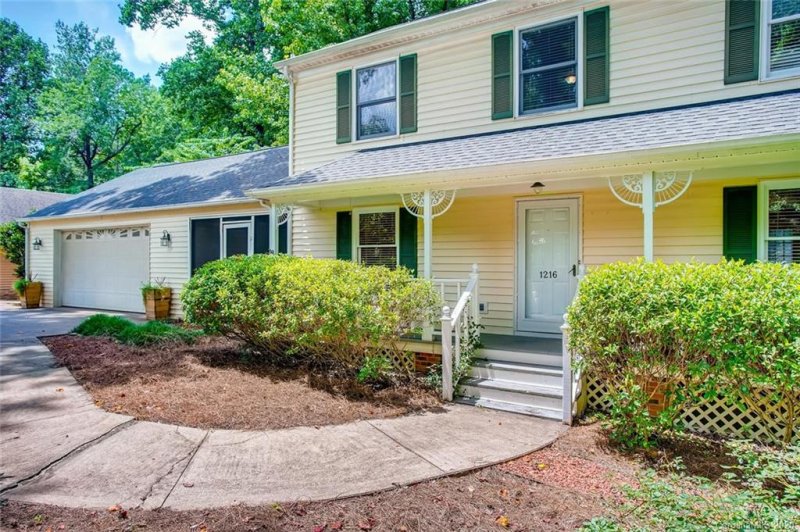 Property image 4 at 1216 Honeybee Trail, Fort Mill, SC 29715