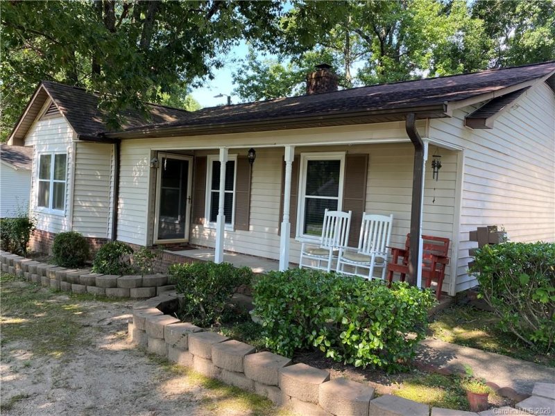 Property image 2 at 1451 Midlake Avenue, Kannapolis, NC 28083