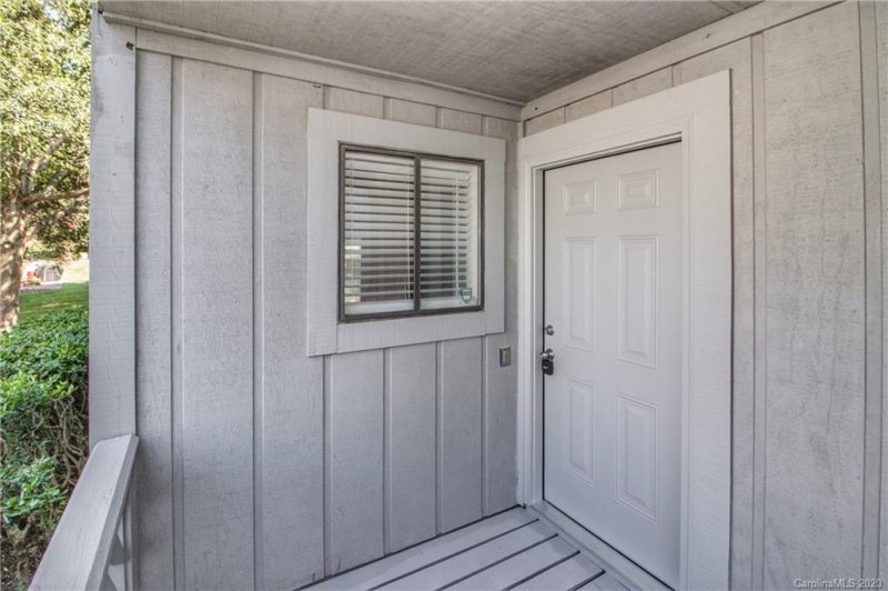 Property image 5 at 100 Willow Run Drive, Gastonia, NC 28056