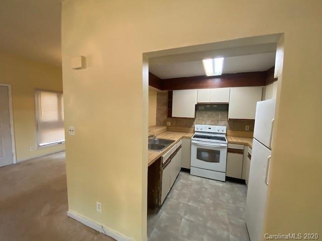 Property image 5 at 1824 J Julian Lane, Charlotte, NC 28208