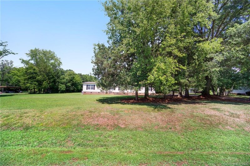 Property image 3 at 4477 Pebblebrook Circle, Concord, NC 28027