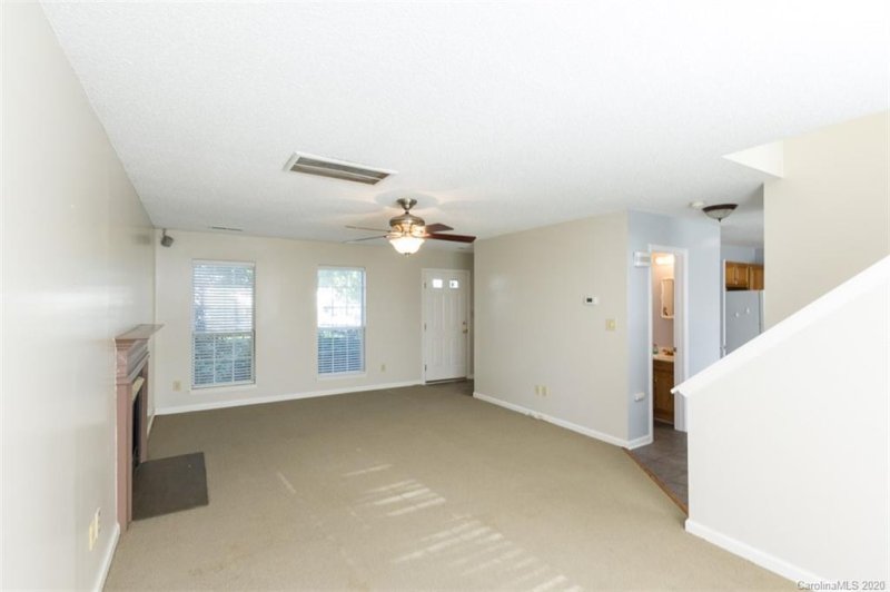 Property image 5 at 7000 Gatwick Lane, Matthews, NC 28104