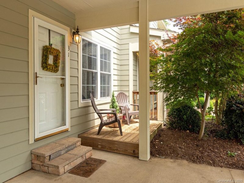 Property image 2 at 31 Aberdeen Drive, Arden, NC 28704