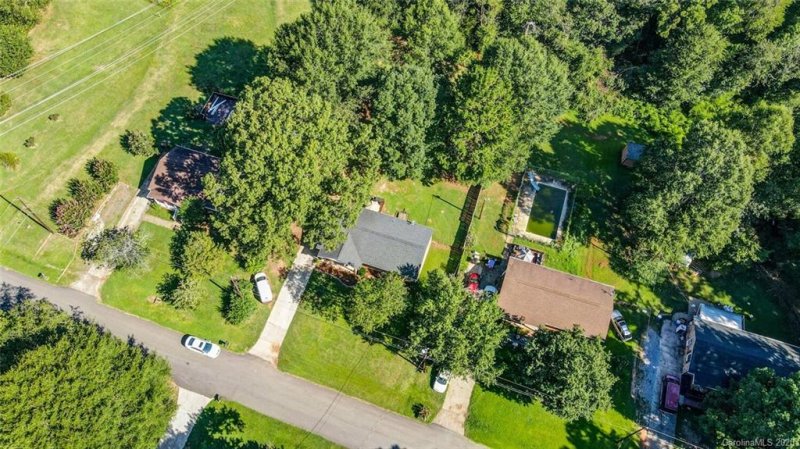 Property image 4 at 803 Windwood Drive, Gastonia, NC 28056