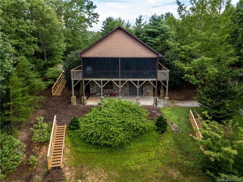 Property image 3 at 63 Cabin Bluff Drive, Marion, NC 28752