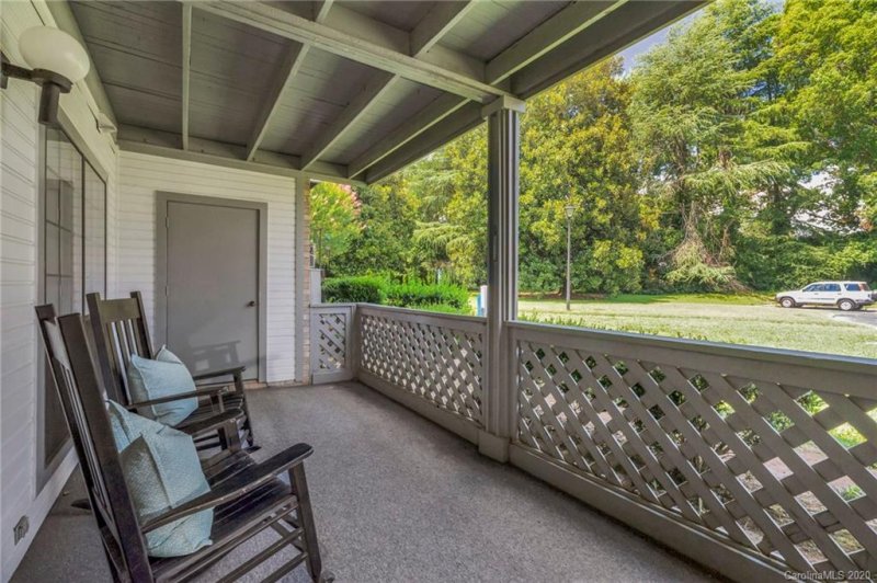 Property image 4 at 5800 Harris Grove Lane, Charlotte, NC 28212