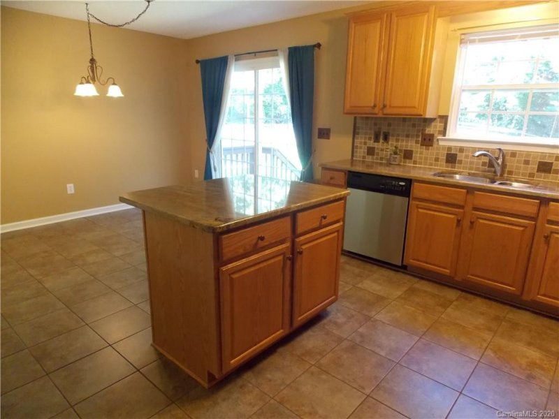 Property image 4 at 3553 Hunters Path Drive, Granite Falls, NC 28630