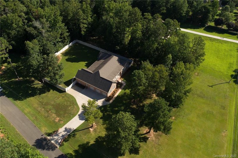 Property image 4 at 7010 Nesbit Road, Waxhaw, NC 28173