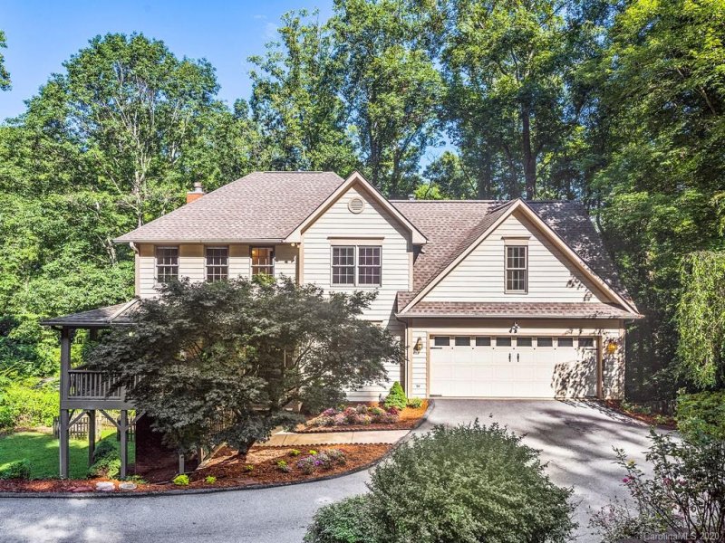 Property image 2 at 102 Galloway Drive, Asheville, NC 28803