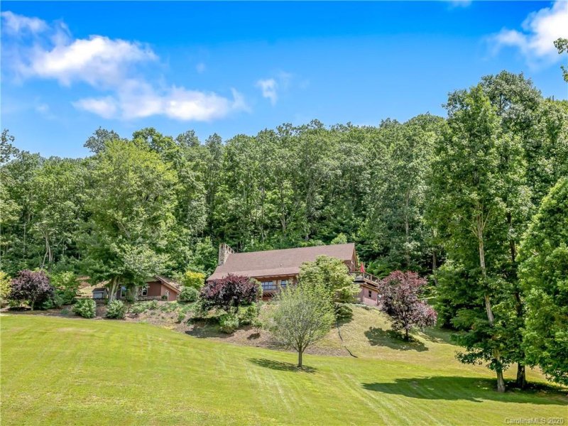 Mountain View, Burnsville Community