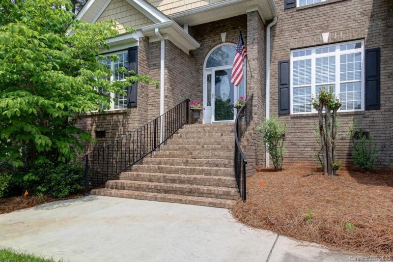 Property image 3 at 143 Northington Woods Drive, Mooresville, NC 28117