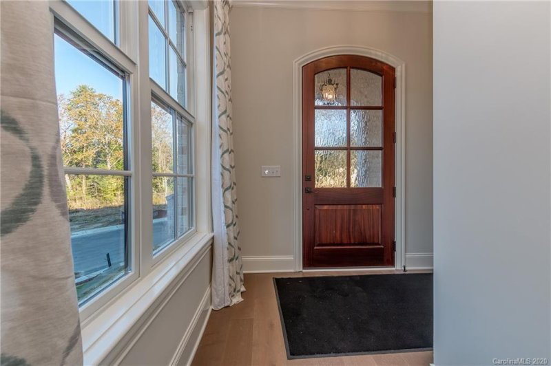 Property image 4 at 107 Thorncote Place Court, Charlotte, NC 28226