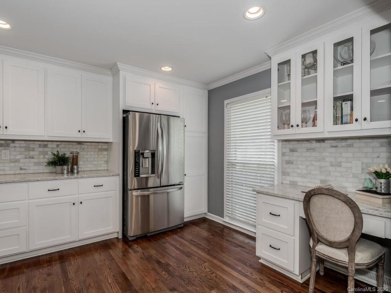 Property image 5 at 2900 Arundel Drive, Charlotte, NC 28209