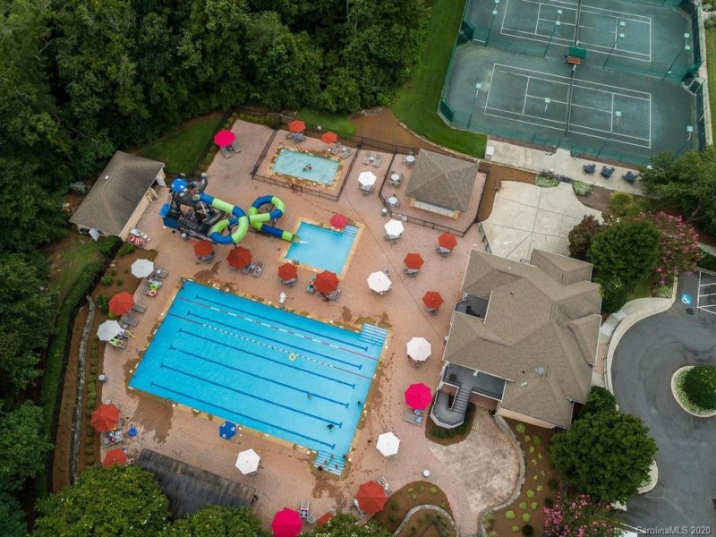 Property image 2 at 1205 Shinnecock Lane, Marvin, NC 28173