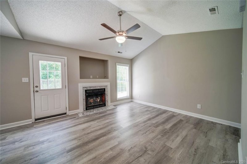 Property image 2 at 2424 Barkers Ridge Drive, Bessemer City, NC 28016