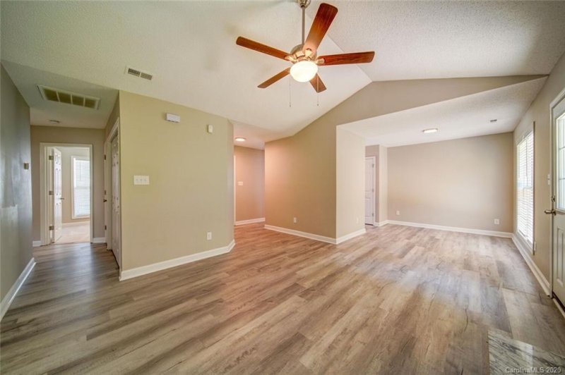 Property image 4 at 2424 Barkers Ridge Drive, Bessemer City, NC 28016