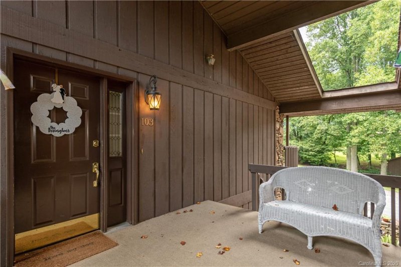 Property image 3 at 50 Maxine Lane, Hendersonville, NC 28739