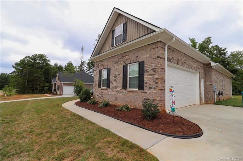 Property image 2 at 3224 Fairmead Drive, Concord, NC 28025