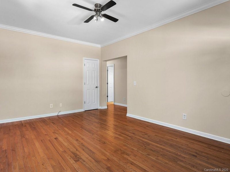 Property image 3 at 155 Laurel Loop, Asheville, NC 28806