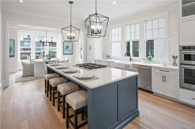 Property image 3 at 2410 Marshall Place, Charlotte, NC 28203