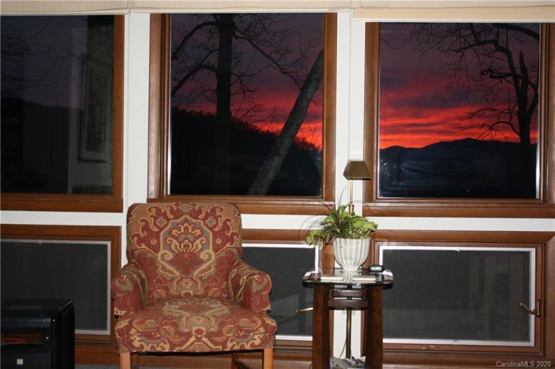 Property image 3 at 39 Mark Twain Road, Asheville, NC 28805