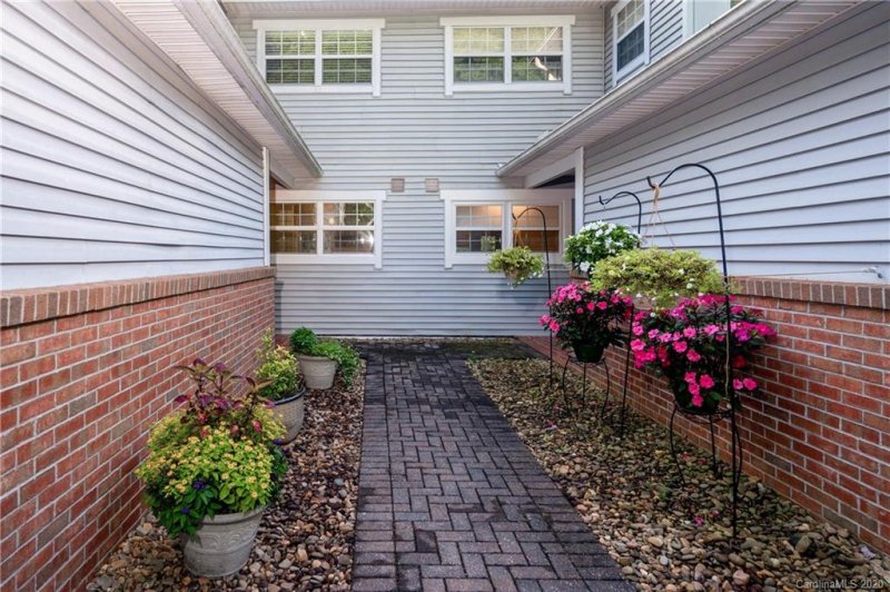 Property image 4 at 86 Lakeview Court, Brevard, NC 28712