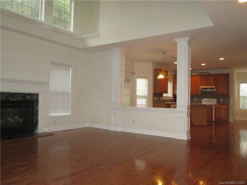 Property image 5 at 10513 Sutherby Drive, Charlotte, NC 28277