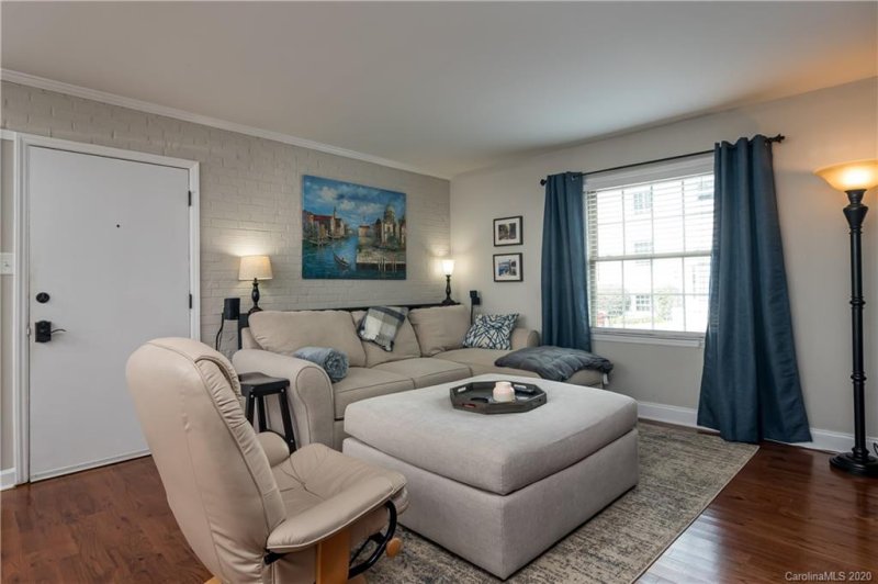 Property image 3 at 4923 Park Road, Charlotte, NC 28209