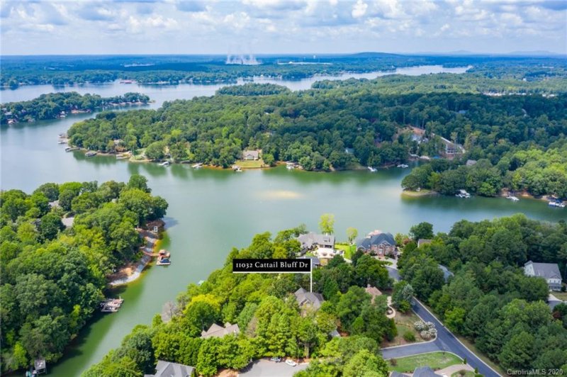 Property image 3 at 11032 Cattail Bluff Drive, Tega Cay, SC 29708