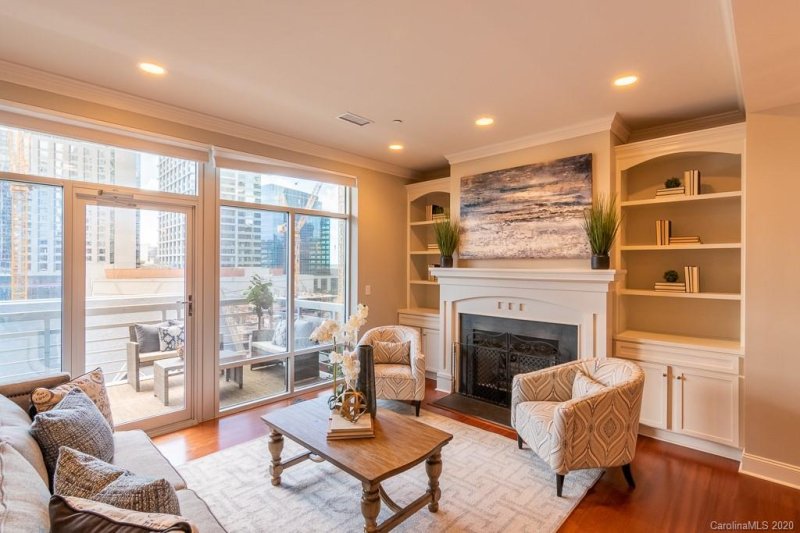 Property image 4 at 435 S Tryon Street, Charlotte, NC 28202