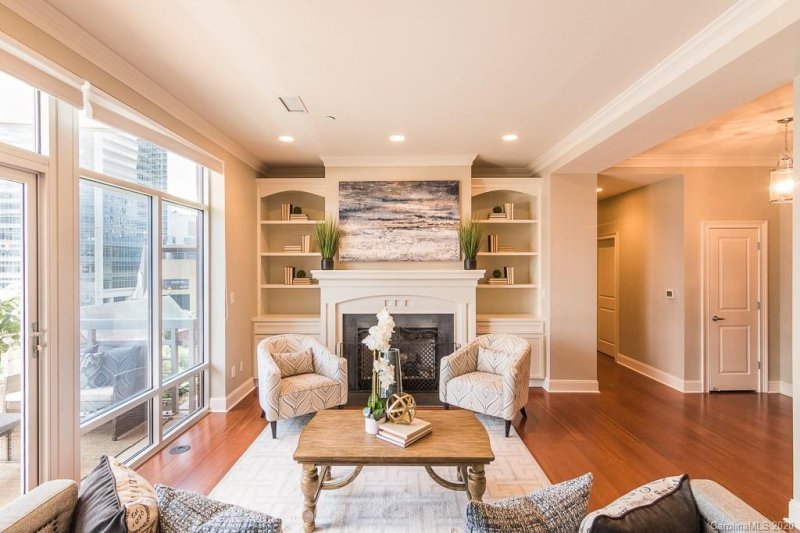 Property image 5 at 435 S Tryon Street, Charlotte, NC 28202