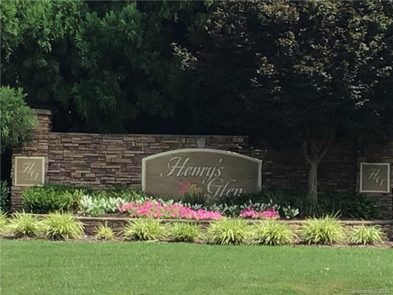 Property image 2 at 209 Henrys Glen Drive, Morganton, NC 28655