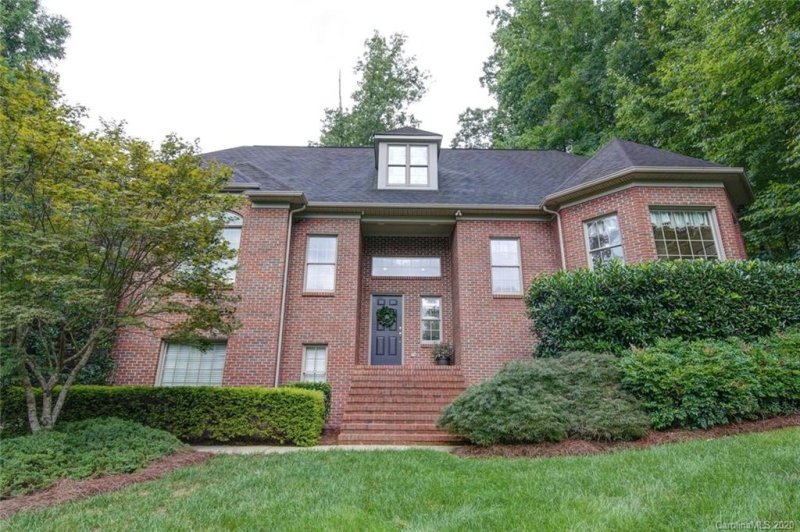 Property image 2 at 2710 Ashbourne Drive, Gastonia, NC 28056