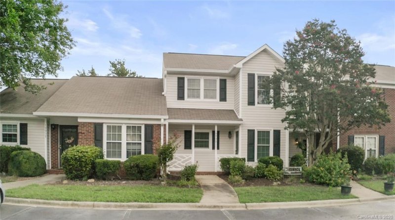 Property image 4 at 10939 Winterbourne Court, Charlotte, NC 28277