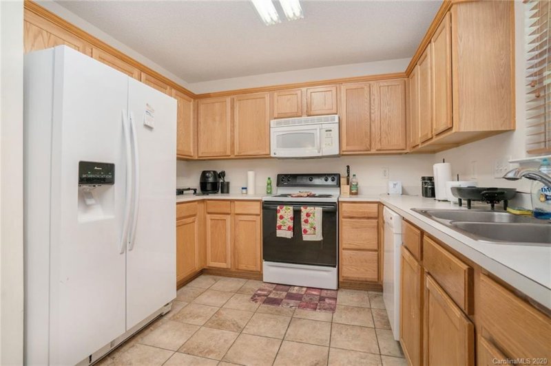 Property image 2 at 4723 Sahalee Lane, Charlotte, NC 28216