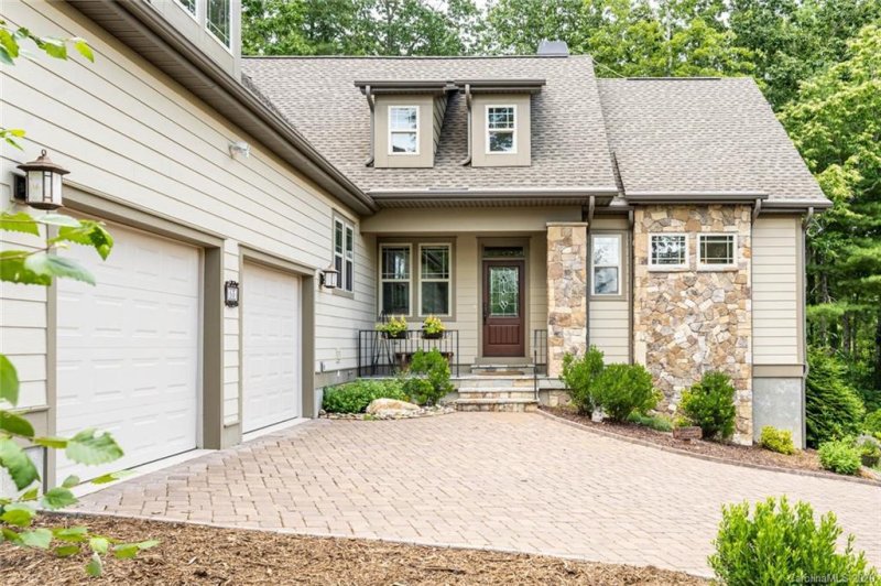 Property image 4 at 53 Dusky Court, Hendersonville, NC 28739