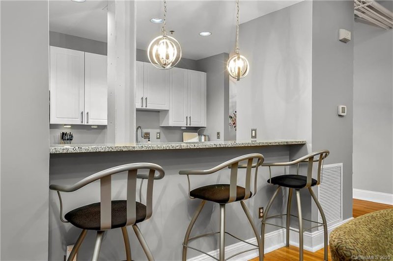 Property image 5 at 310 Arlington Avenue, Charlotte, NC 28203