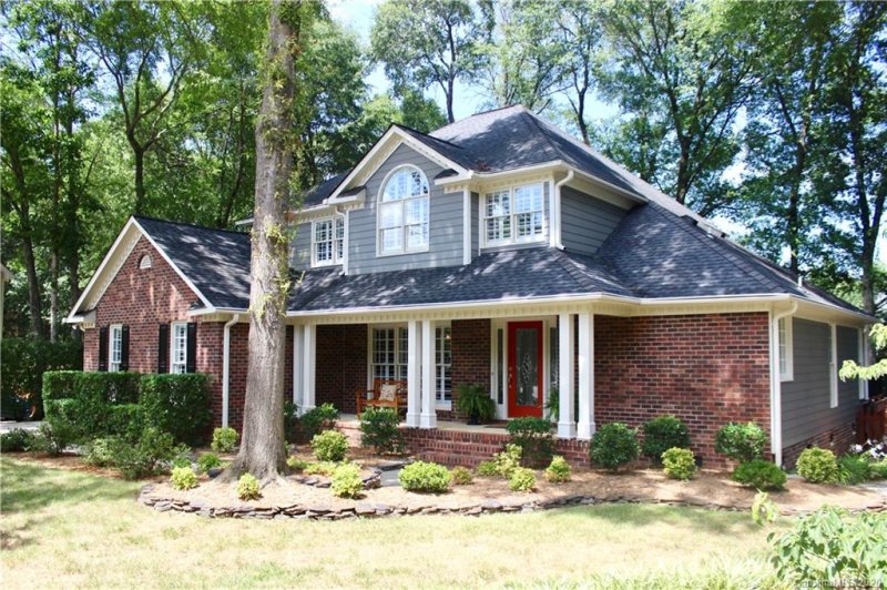 Property image 2 at 5612 Meadow Bluff Court, Concord, NC 28027